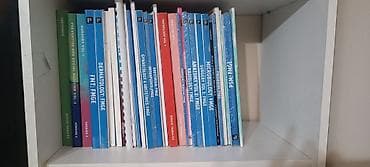 не нужное: I sell textbooks on medical education. for students. 6000 som for — 2
