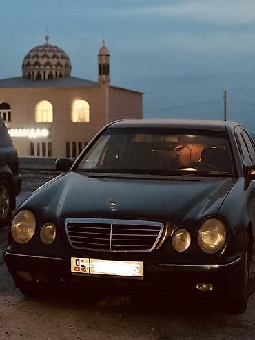 Mercedes-Benz E-Class: 2001 г., 2.2 л, Автомат, Дизель, Седан — 3