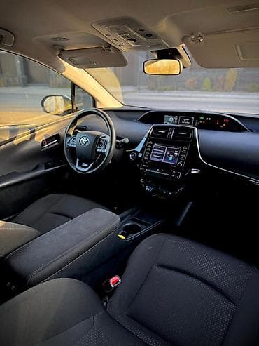 тойота камри в рассрочку: Toyota Prius: 2020 г., 1.8 л, Гибрид, Седан — 5
