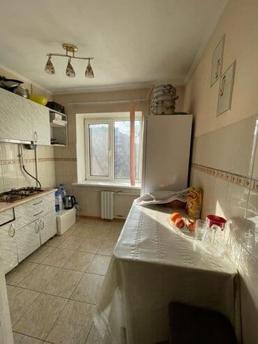 продаю дом район дордой: 2 комнаты, Собственник, Без подселения, С мебелью полностью — 3