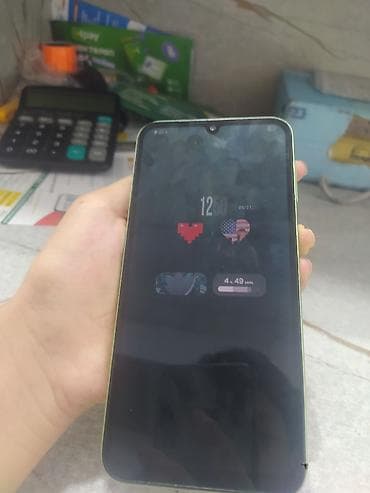 galaxy 22: Samsung Galaxy A24 4G, Б/у, 128 ГБ, цвет - Зеленый, 2 SIM — 3