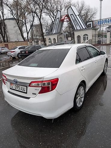bmw 3: Toyota Camry: 2012 г., Автомат, Бензин, Седан — 6