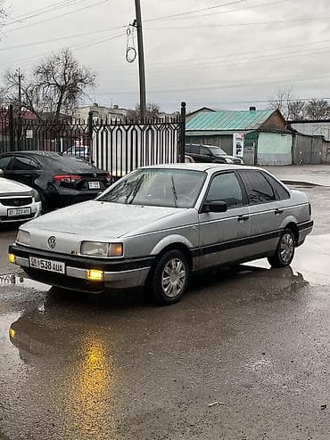 ходу: Volkswagen Passat: 1988 г., 1.8 л, Механика, Бензин, Седан — 6