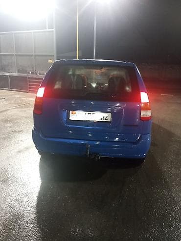 Mitsubishi Space Star: 1999 г., 1.3 л, Ручные, Бензин, Универсал