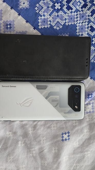 free fire купить аккаунт: Asus ROG Phone 7, Б/у, 256 ГБ, цвет - Белый — 2