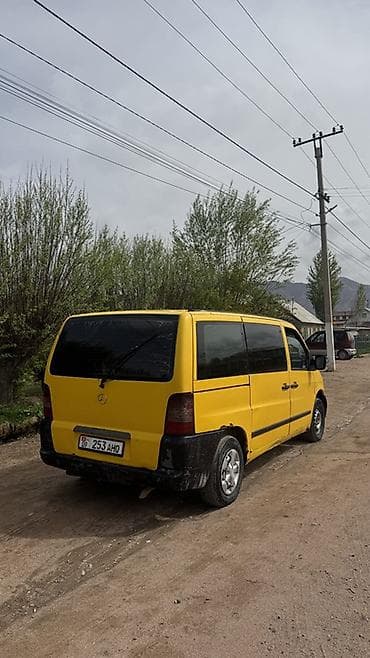 wolksvagen sharan: Mercedes-Benz Vito: 2001 г., 2.2 л, Механика, Минивэн — 3