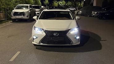 Lexus ES: 2017 г., 2.5 л, Вариатор, Гибрид, Седан at lalafo.kg Lexus ES: 2017 г., 2.5 л, Вариатор, Гибрид, Седан