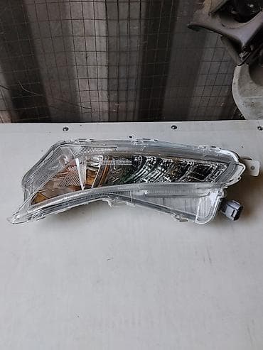 Оң поворотник Toyota lalafo.kg да Оң поворотник Toyota