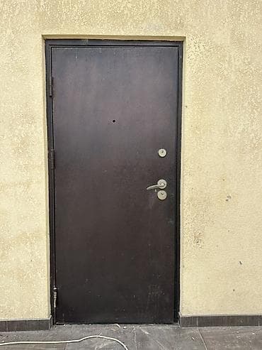 скрытя замков: Двери для домов и квартир, Металлическая, Одностворчатая, цвет - Коричневый — 1