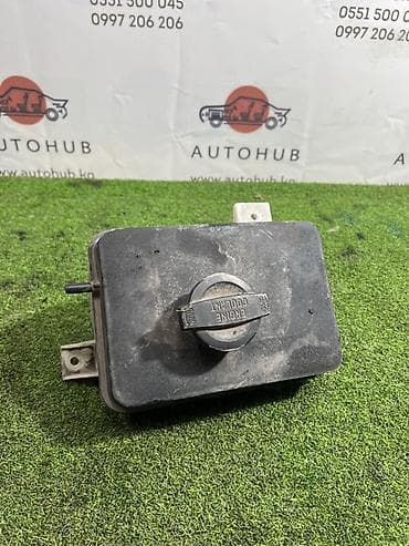 red cell: Бачок Hyundai Б/у, Оригинал, Корея — 1