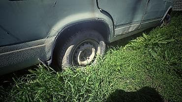 ваз 2004: ВАЗ (ЛАДА) 2107: 2001 г., Седан — 2