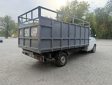 легкие коммерческие грузовики: Грузовик, Mercedes-Benz, Стандарт — 5