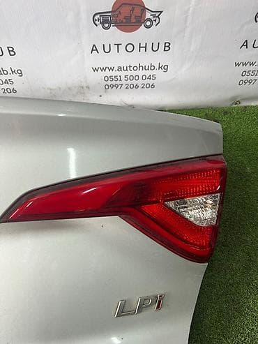 carplay android: Фонарь крышки багажника Hyundai Sonata LF 2.0 LPG 2017 прав. (б/у) — 1