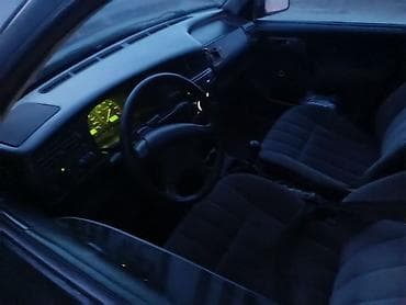 1000 к: Volkswagen Golf: 1993 г., 1.3 л, Ручные, Бензин, Хэтчбэк — 6