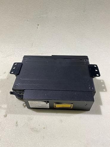 Телевизоры: CD/DVD чейнджер 6-дисков для Mercedes-Benz - Модель устройства — 1