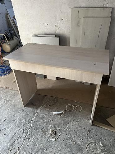 ульи пчелы: Офисный стол, Новый, Нерегулируемый, цвет - Бежевый, Прямоугольный, ЛДСП, Самовывоз, Платная доставка — 1