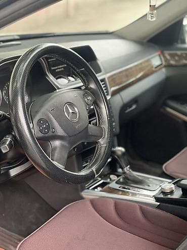 matiz 2: Mercedes-Benz E-Class: 2010 г., 1.8 л, Автомат, Бензин, Седан — 7