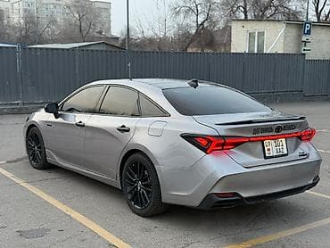 toyota hilux 2016: Toyota Avalon: 2021 г., 2.5 л, Гибрид, Седан — 4