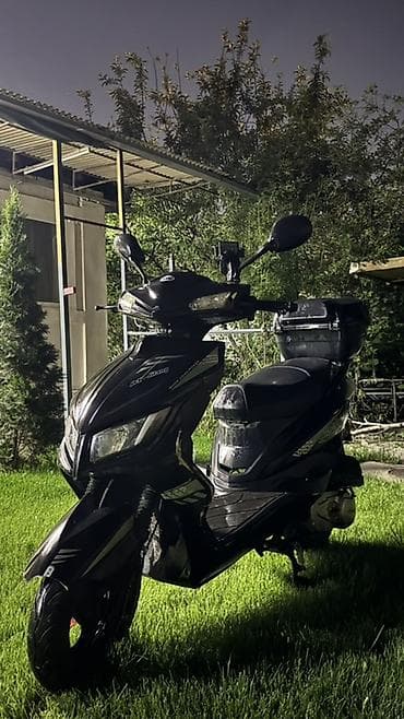 Тип скутера 125 куб. см, Бензин, Б/у