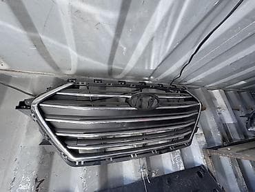 subaru legasy: Решетка радиатора Hyundai — 2