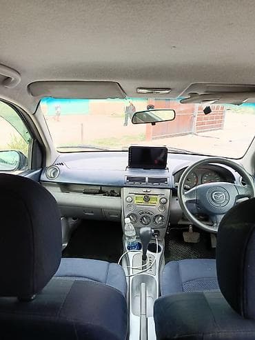 toyota cube: Mazda Verisa: 2004 г., 1.3 л, Автомат, Бензин, Хэтчбэк — 4