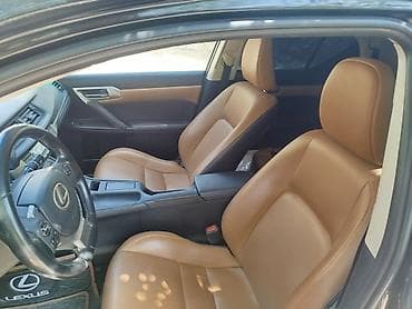 Продажа авто: Lexus CT: 2017 г., 1.8 л, Вариатор, Гибрид, Хэтчбэк — 6