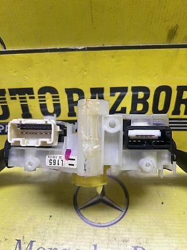 Ламинат: Гитара руля,под рулевой переключатель, переключатели: поворотов, света — 3