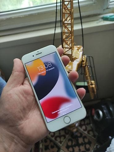 j 6: IPhone 7, 32 ГБ, Серебристый — 2