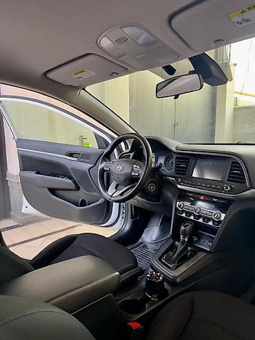 Скупка авто: Hyundai Elantra: 2019 г., 2 л, Автомат, Бензин, Седан — 5