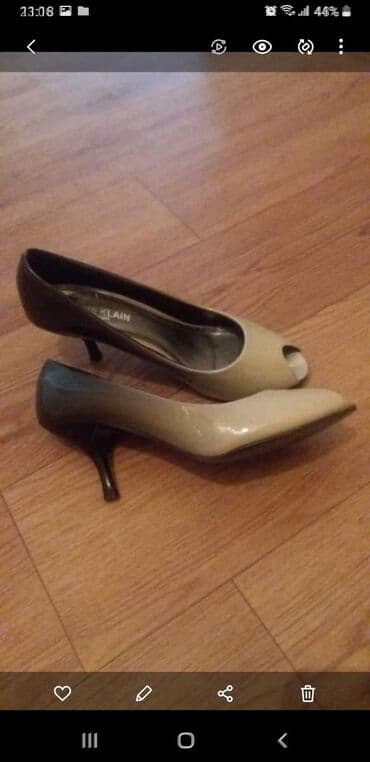 каблуки 41: Продаю туфли лаковые, лодочки! размер 37,5- 38. Цвет чёрный. Покупали — 5