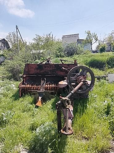 юмз трактор: Подборщик волков (прицепной, цепной привод)
продаю без надобности — 3