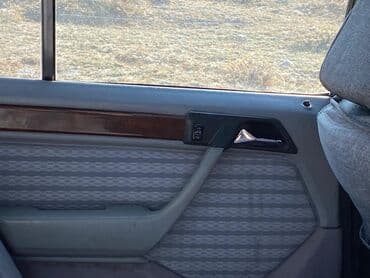 bmw e32: Mercedes-Benz W124: 1993 г., 3 л, Механика, Дизель, Седан — 7