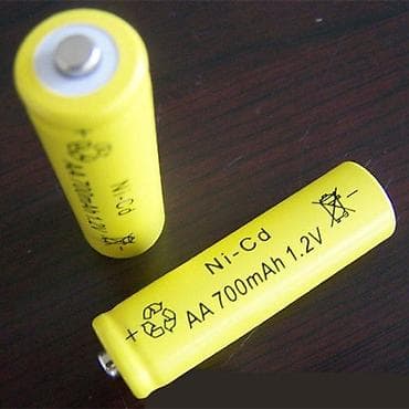 Аккумулятор АА Ni-Cd ёмкостью 700 mAh, 1.2V
есть только1 шт