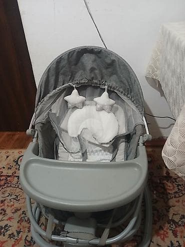 Комплекты детских столов и стульев: Продаю электрическую детскую кресло-качалка/шезлонг с дугой и — 2