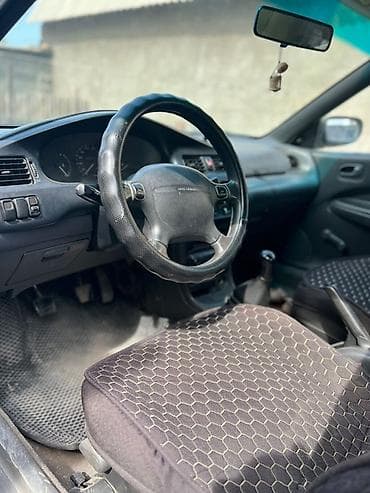купить гоночную машину: Mazda Familia: 1996 г., Механика, Бензин, Седан — 4