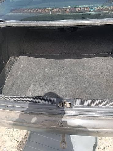 suzuki мото: Audi S4: 1993 г., 2.3 л, Механика — 6