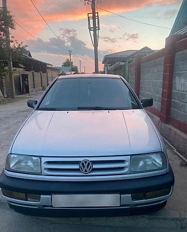 wv caddy: Volkswagen Vento: 1995 г., 1.8 л, Механика, Бензин, Седан — 2