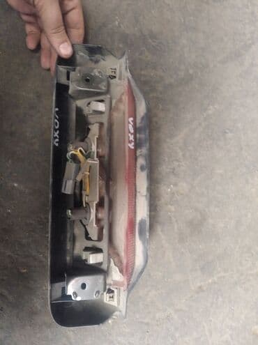 поворотники на виндом: Toyota Voxy стоп фонарь, Тоета Вокси стоп фонарь, Стоп фонарь в — 1