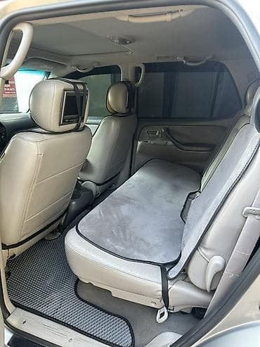 авто без прав: Toyota Sequoia: 2006 г., 4.7 л, Автомат, Бензин, Внедорожник — 8