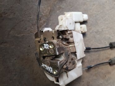 охотничий магазин ош: Nissan X Terra центр замок, Ниссан Икстерра Задний правый центр — 1