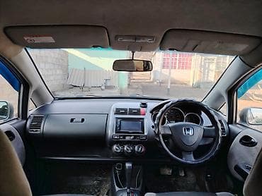 Скупка авто: Honda Fit: 2003 г., 1.3 л, Автомат, Бензин, Хэтчбэк — 7