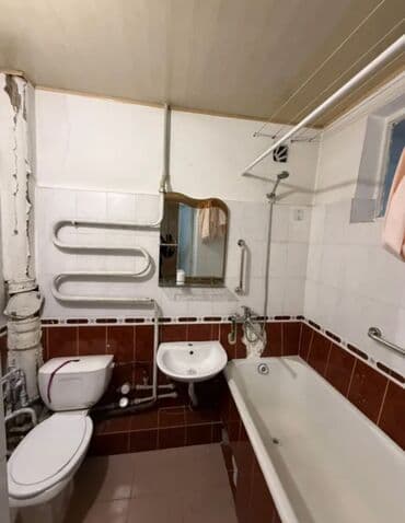 купить квартиру под самоотделку в бишкеке: 3 комнаты, 63 м², Индивидуалка, 1 этаж, Косметический ремонт — 2