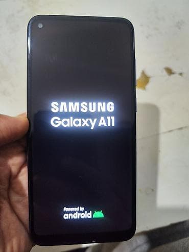 note 9 s: Samsung Galaxy A11, Б/у, 32 ГБ, цвет - Черный, 2 SIM — 3