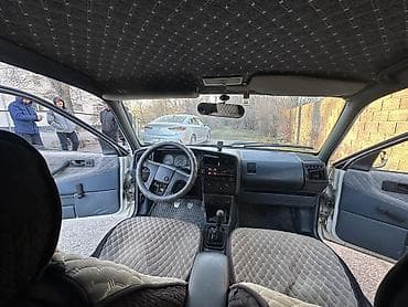машина жыгули: Volkswagen Passat: 1991 г., 1.8 л, Кол менен иштөөчү, Бензин — 5