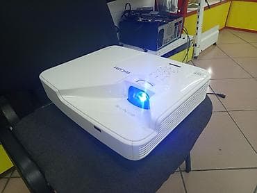 serv: Проектор Ricoh DLP — универсальное решение для офиса, учебных — 3
