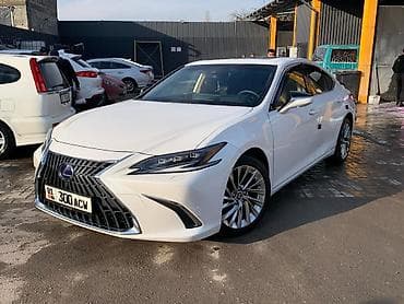 лексус es: Lexus ES: 2022 г., 2.5 л, Автомат, Гибрид, Седан — 4
