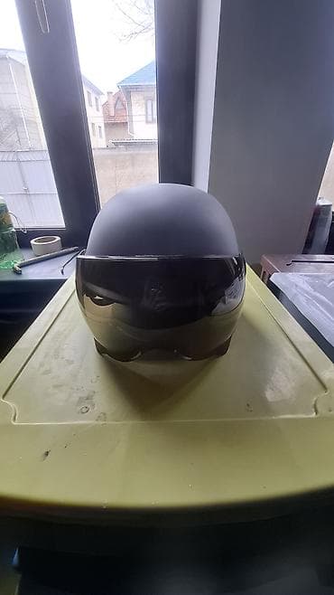 Шлем для зимних видов спорта с визором - Тип — 2