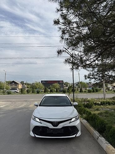 Унаа сатуу: Toyota Camry: 2020 г., 2.5 л, Автомат, Бензин, Седан — 3