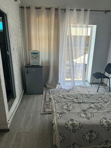 снять в аренду комнату в общежитии: 30 кв. м, Эмереги менен — 5