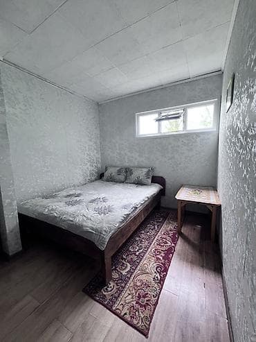 nice house: Гостевой двор с озеленённой территорией и открытыми зонами отдыха. - — 10